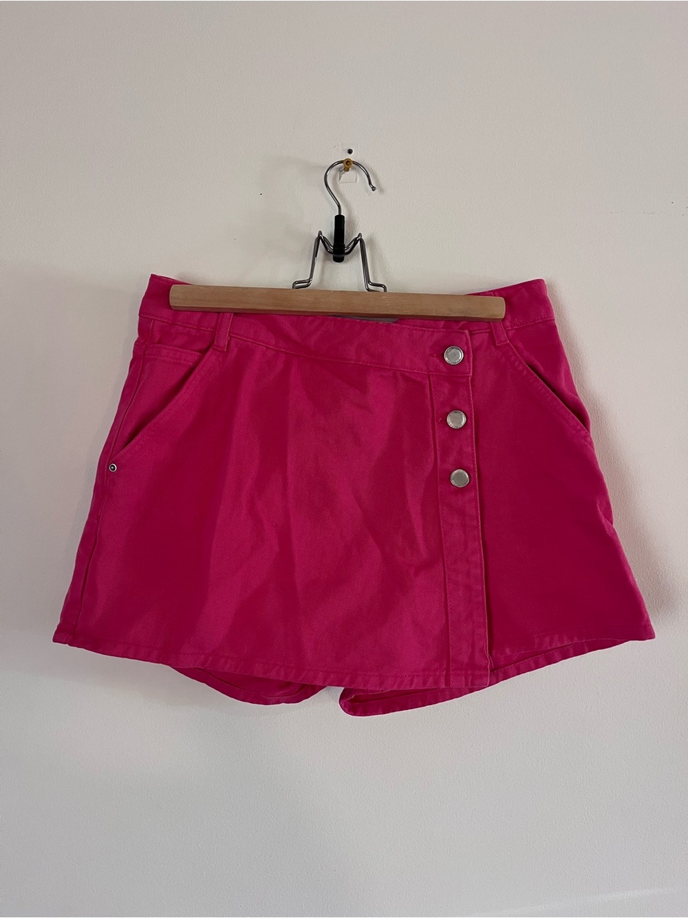 Zara Bright Pink Button-Front Skort